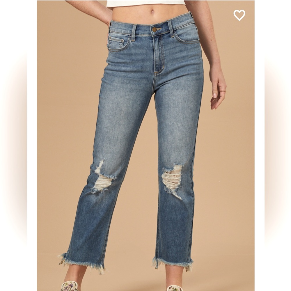 Altar’d State Ali Straight leg jeans! Size 25 !🤍🌷